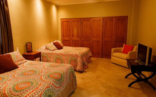 Las Mananitas 4404 3BR by Casago