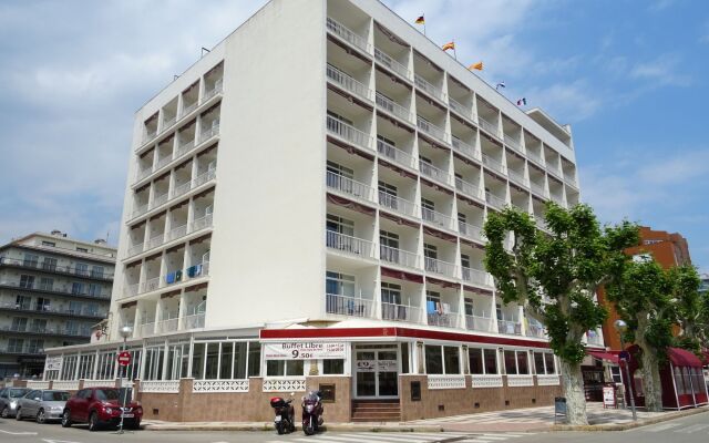 Отель Mont-Rosa вид на фасад