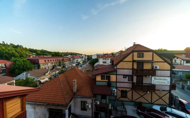 Talismano Apartments