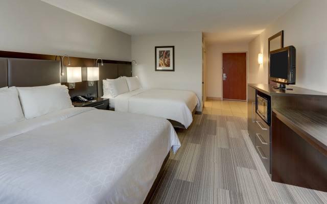 Holiday Inn Express Hotel & Suites Dayton-Centerville by IHG