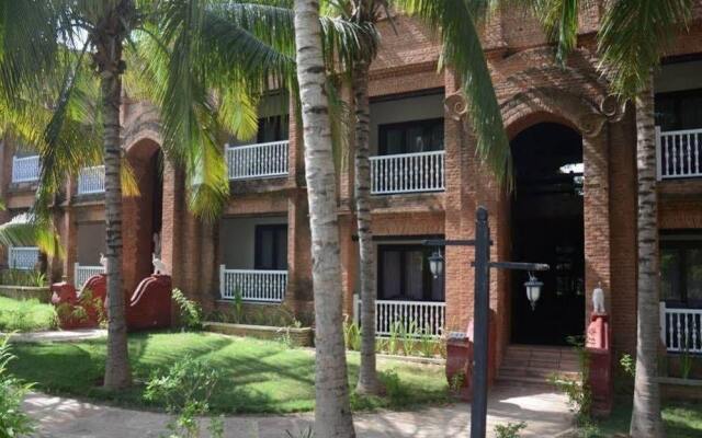 Thazin Garden Hotel вид на фасад