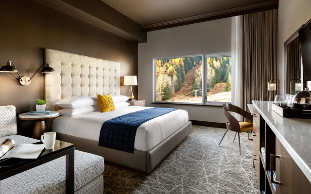 The Josie Hotel, Autograph Collection