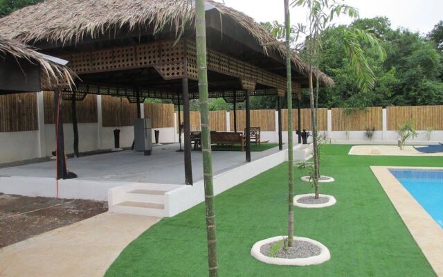 Отель Higala Resort Филиппины, Дауис - отзывы, цены и фото номеров - забронировать отель Higala Resort онлайн бассейн