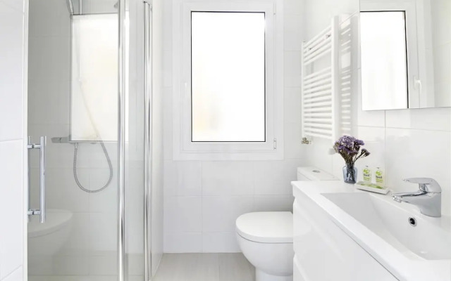 Zuria Apartment by FeelFree Rentals