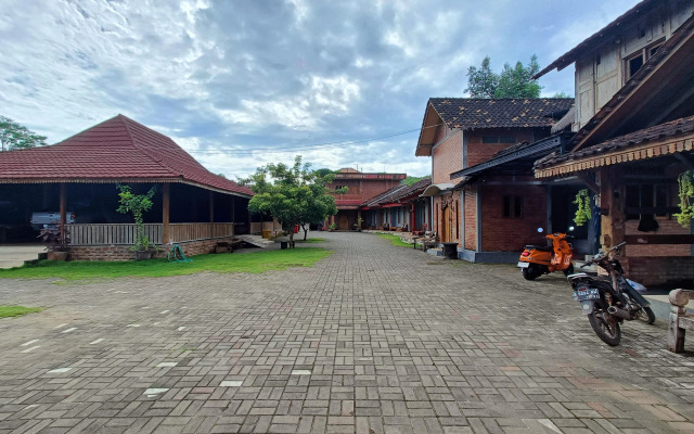 Jogo Segoro Homestay RedPartner near Pantai Sundak Gunungkidul