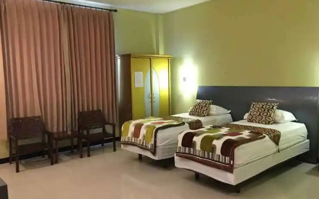 Hotel Tiara