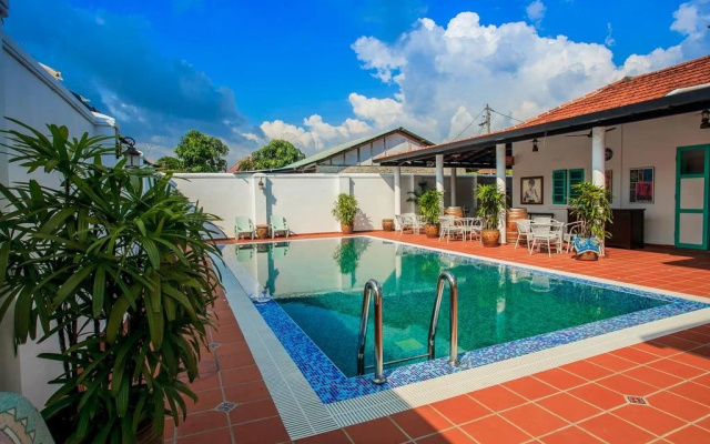 DeVilla Limbongan Boutique Homestay