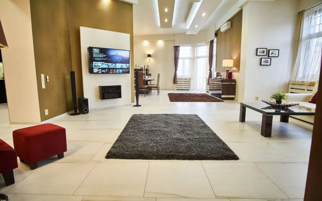 Nikita Apartment