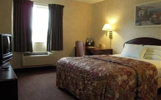 Cocca's Inn & Suites Route 7 Latham