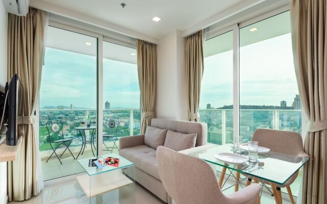 Sea View High Floor Balcony, Kitchen, WIFI, Gym, Washing Machine 0