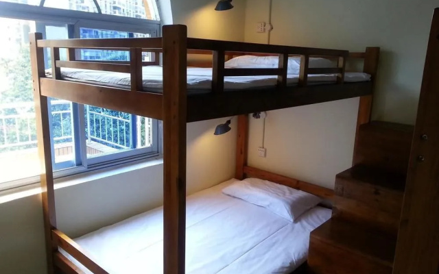 Spring Hostel - Zhangjiajie City