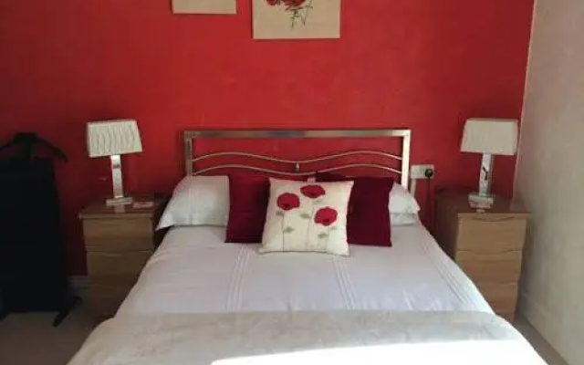 Carisbrooke House