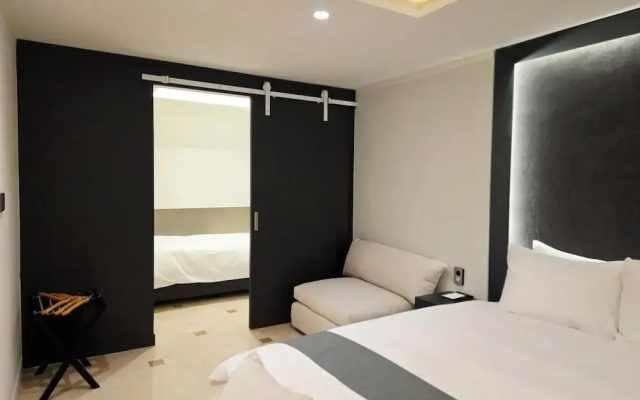 BlueDuck Hotel