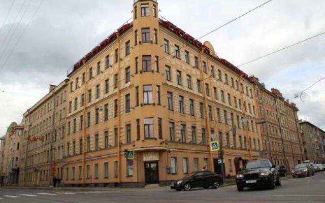 Гостиница Ani Na Rasstannoj Minihotel вид на фасад