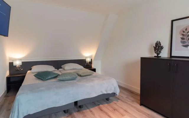 Holiday Home in Colijnsplaat With Sauna