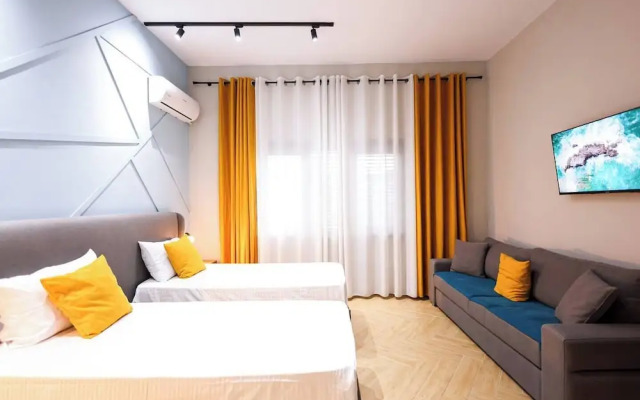 Grandstay Central 104