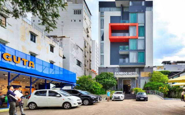Hanz Premium Bamboo Hotel