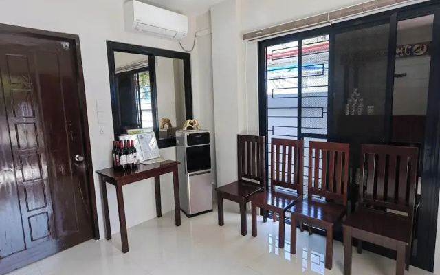 Jmorino Pension House Palawan City Center