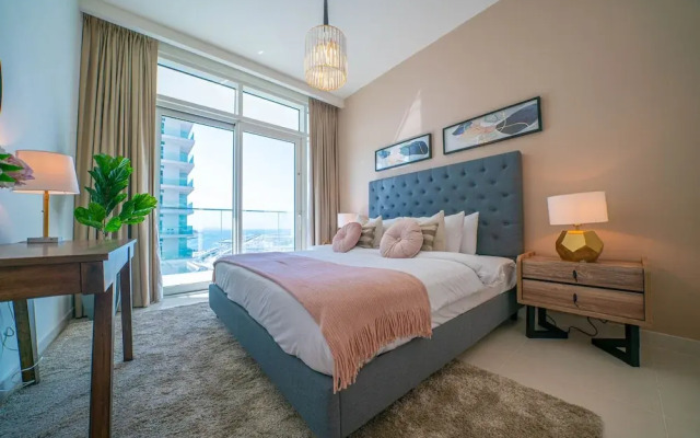 Luton Vacation Homes-Dubai Harbor