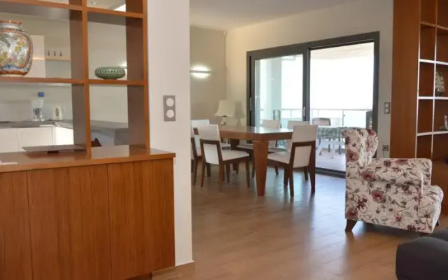 Aqua Mare Luxury Apartments