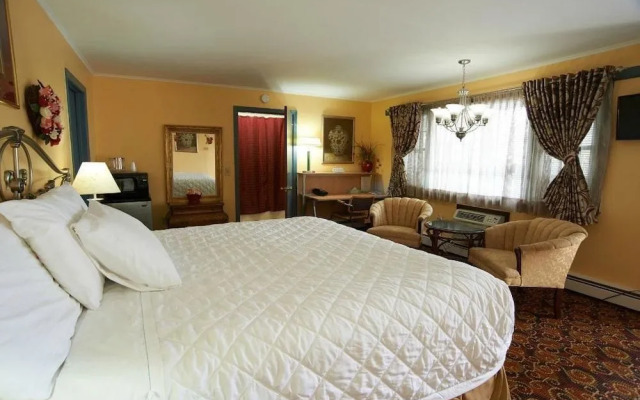 Lantern House Motel