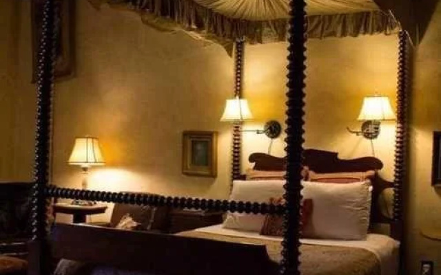 Ant Street Inn