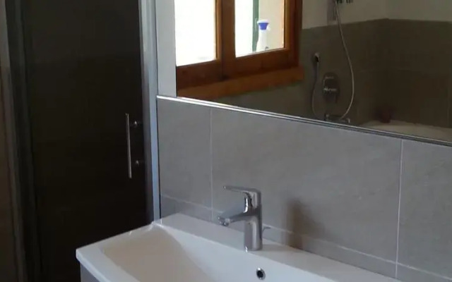 Appartamento Sezzate 40