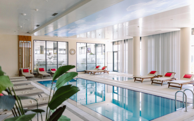 Апарт-отель GlobalStay Courtyard Long Beach