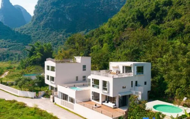 Yongshui River Store of the Thousand and One Courtyard Hopes Resort
