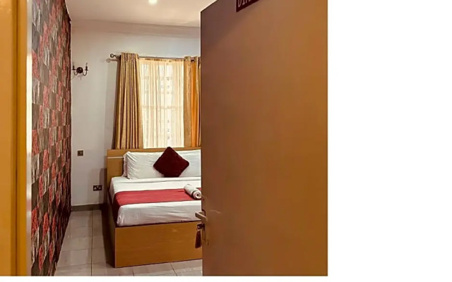 Bates Garden Guest House