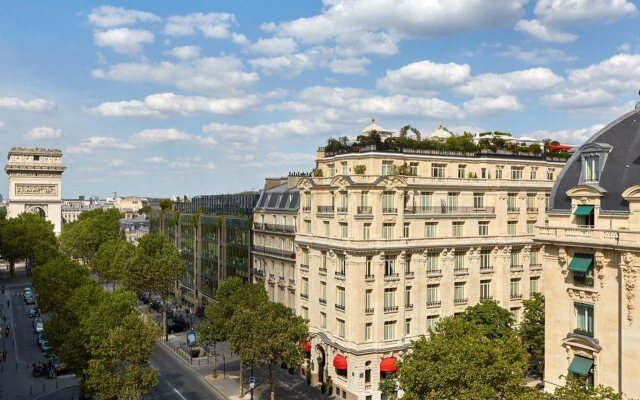 Hotel Raphael вид на фасад
