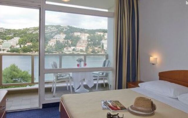 Hotel Vis вид на фасад