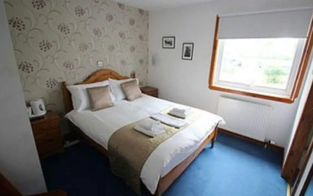 Strathcarron Hotel