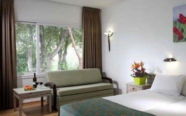 Nir Ezion Hotel Resort