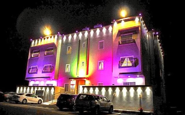Y Suites Hotel