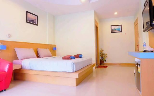 Patong Eyes Hotel