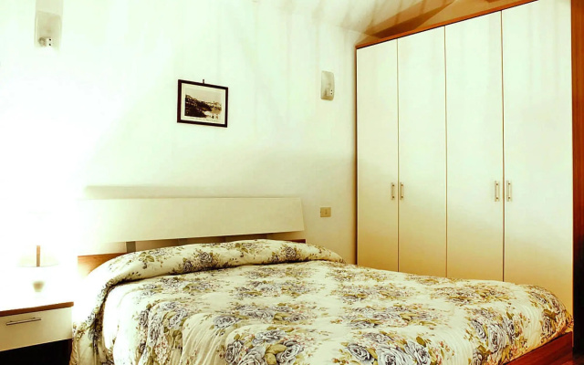 Apartment in Vinci With Pool & Wellness