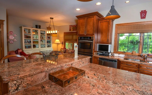Stone Mountain Vista by Taylor Made Deep Creek