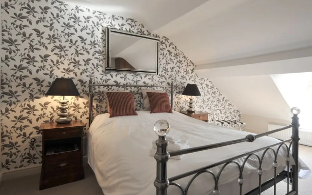 Priory hotel