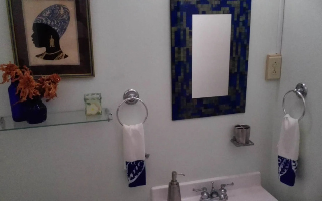 Neita's Nest - Jamaican Bed & Breakfast