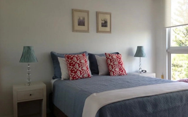 Crest Apartments