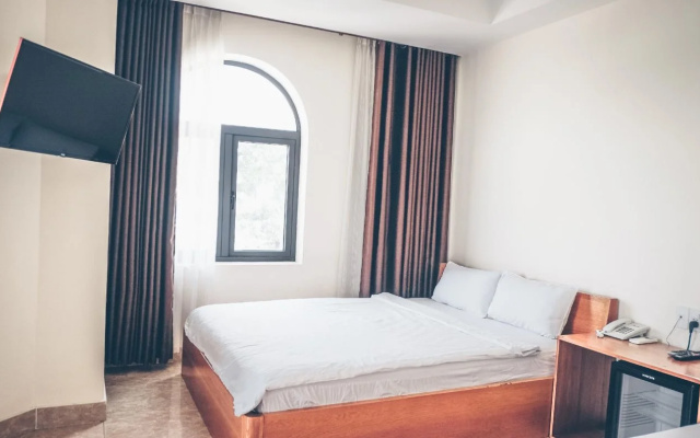 Green Hotel Vinh Loc