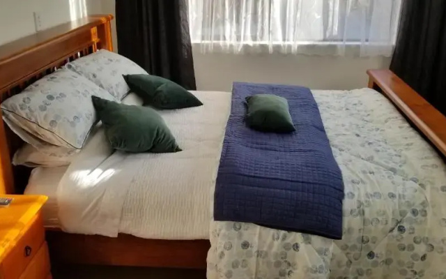 New Smart Home Nearby Plaza