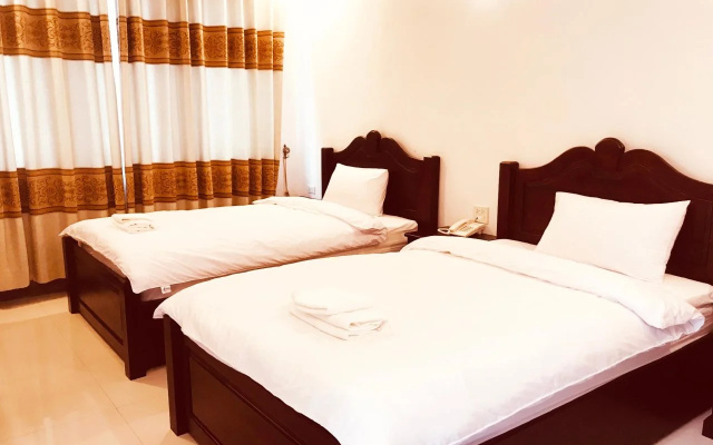 Khung City Hotel