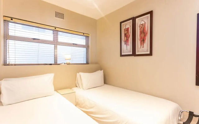 Third Floor sea Facing 2 Bedroom Apartment With Balcony