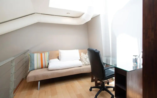 Cartwrights Corner 2308