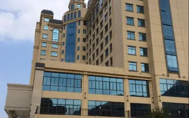 Bi Shui Lan Tian Grand Hotel