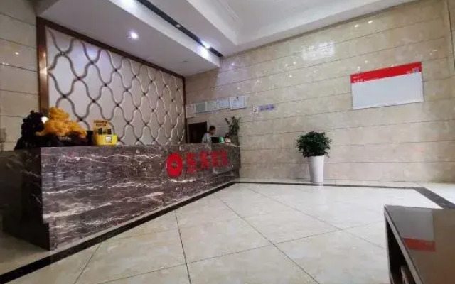 Yueyang Dongfeng Hotel