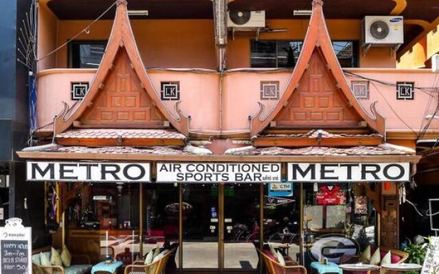 Апартаменты Metro Apartments вид на фасад