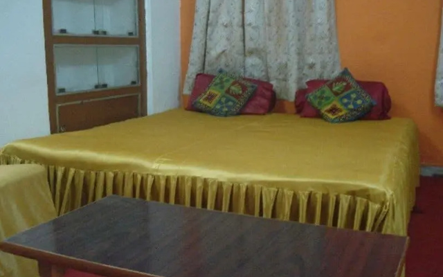 Mahal Palace Guest House